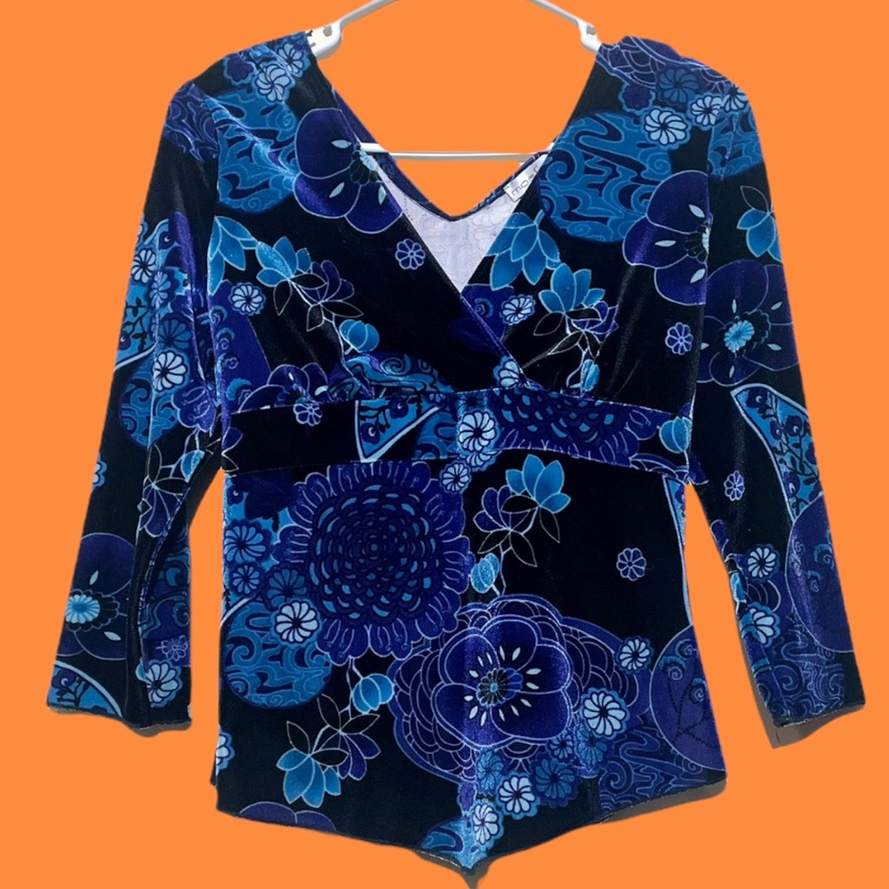 Vintage Y2K/ early 2000's Empire Waist Soft Crushed Velvet Boho Blouse
